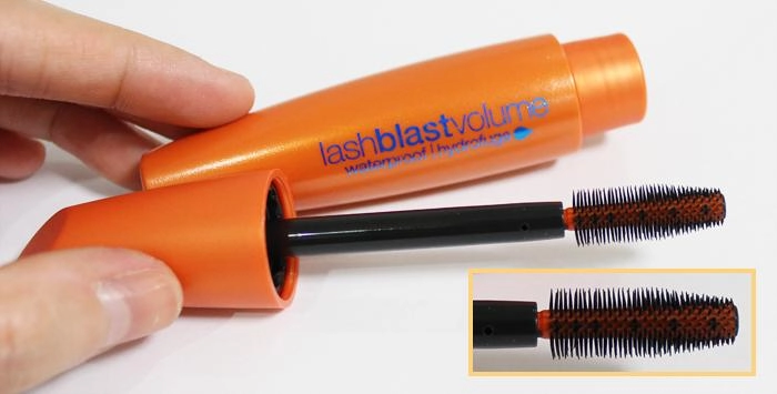 5 loại mascara chống nước chỉ từ 90k giúp chị em tha hồ tắm biển mà mắt vẫn long lanh