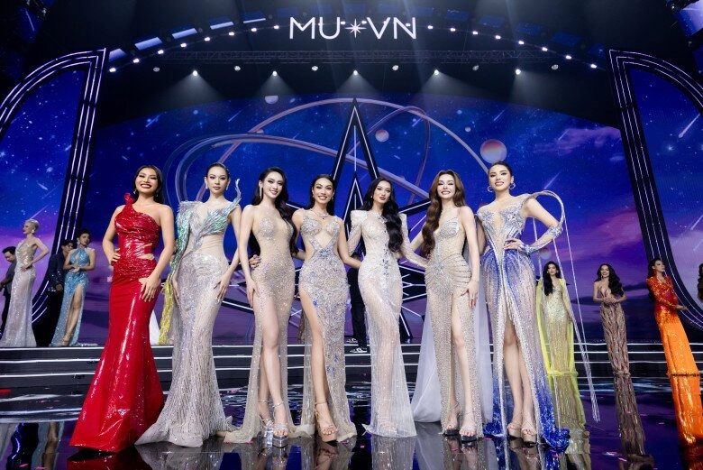 Bán kết miss universe vietnam 2024 dàn chân dài mặc áo tắm tinh tế vẫn có lỗi phản cảm ở phần thi dạ hội