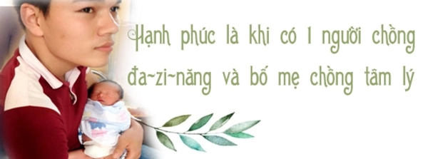 Bố đảm giành phần tắm cho con suốt 10 tháng sau sinh được chị em khen nức nở