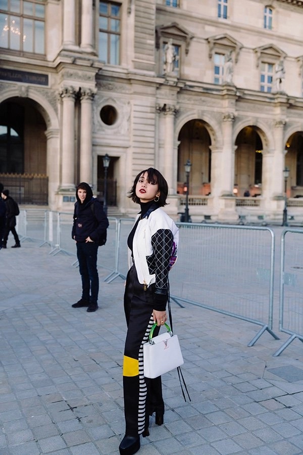 Châu bùi chứng minh đẳng cấp nhờ cây đồ cool ngầu tại paris fashion week thu đông 2020