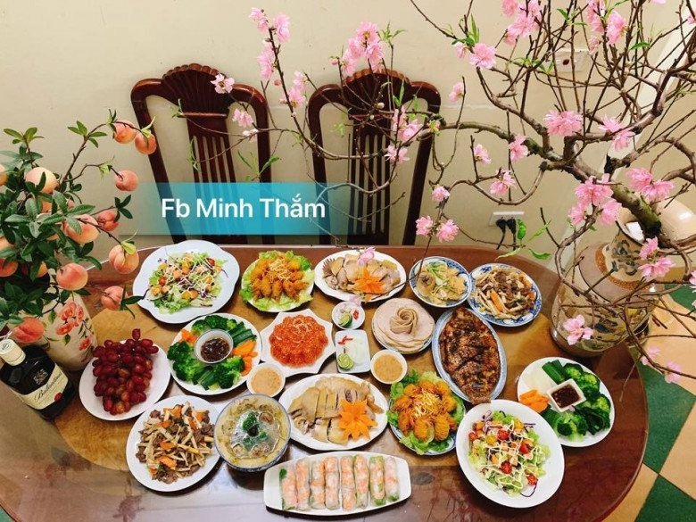 Chị em khoe cỗ rằm tháng giêng đủ món ngon cả chay lẫn mặn có mâm 3 tiếng mới xong