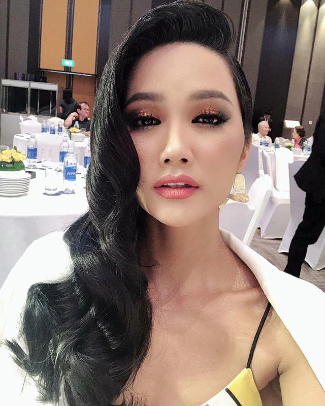 Hhen niê hỏi ý người hâm mộ về tóc tai trước thềm miss universe và đây là cái kết