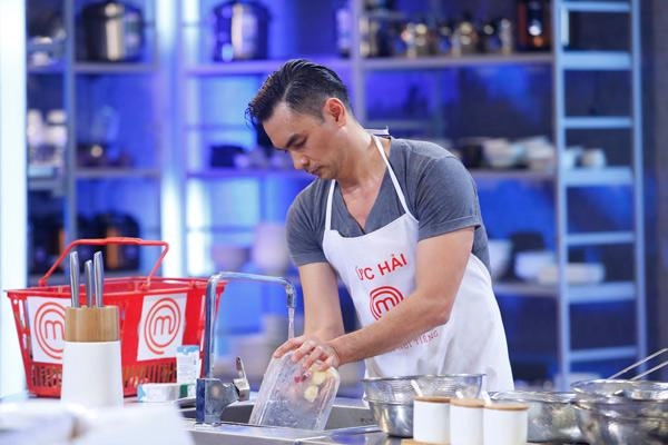 Masterchef vn diễn viên đức hải không phục khi giám khảo để kiwi ngô mai trang thắng