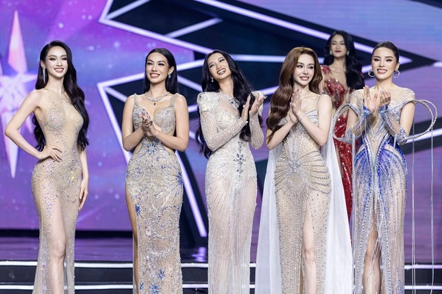 Tác giả thiết kế chiếc vương miện miss universe vietnam 2024 chỉ mới 13 tuổi