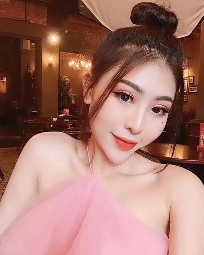 Tiểu tam phá đám gia đình vũ trong về nhà đi con chưa lên sóng đã bị ném đá vì