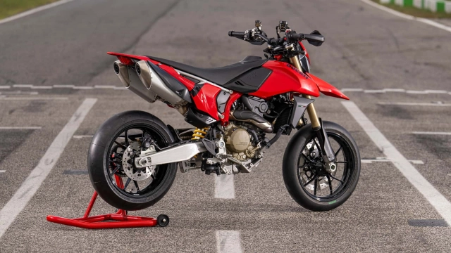 Ducati hypermotard 698 mono liệu có phải là mẫu xe đẹp nhất năm 2023