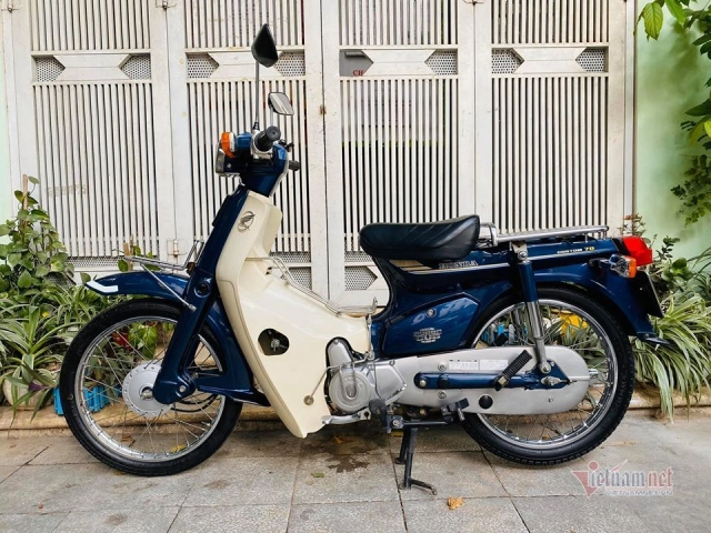 Honda cub 82 dùng 34 năm vẫn có giá đắt 62 triệu nhờ chi tiết này