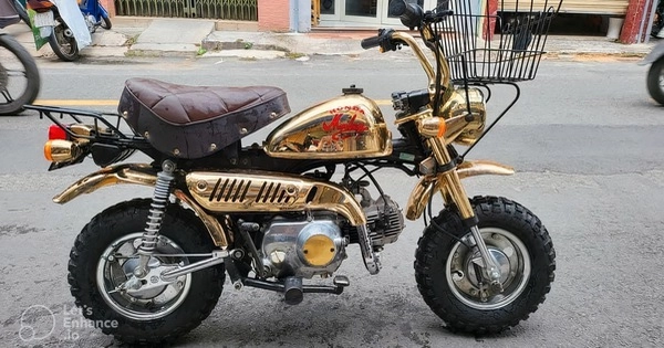 Honda monkey 1996 mạ vàng chưa từng đổ xăng rao bán giá 300 triệu