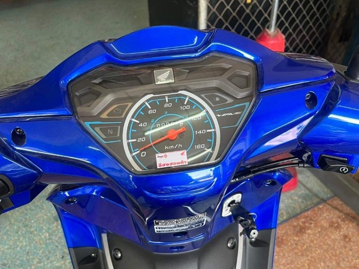 Honda wave 110i nhập khẩu giảm giá mạnh trong tháng 7 âm lịch