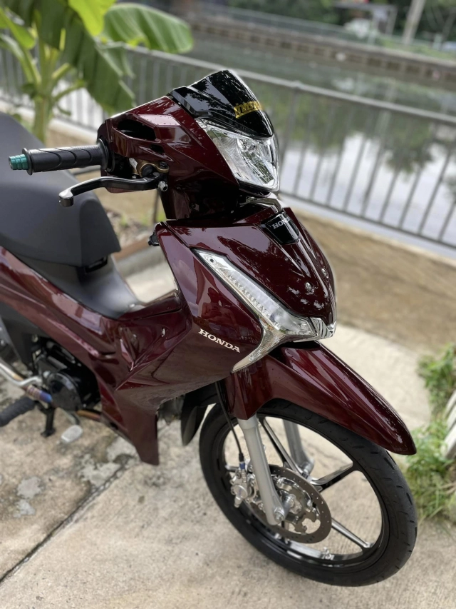 Honda wave 125 độ ly nước mía hiện đang nổi đình nổi đám trên mạng xã hội