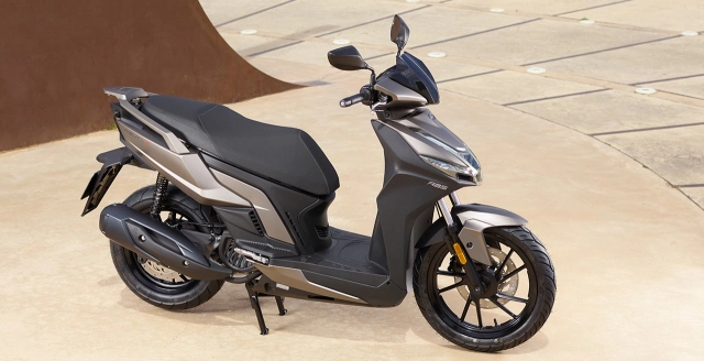 Kymco trình làng mẫu xe tay ga sở hữu ngoại hình gọn gàng của xe số