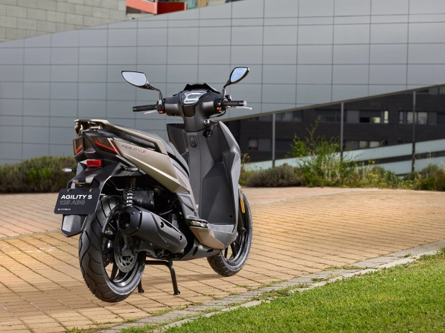 Kymco trình làng mẫu xe tay ga sở hữu ngoại hình gọn gàng của xe số