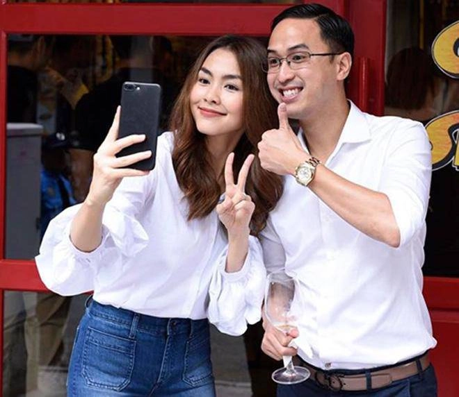 Muốn đánh dấu chủ quyền dịp valentine học ngay phong cách diện đồ đôi của 3 cặp đôi vàng showbiz