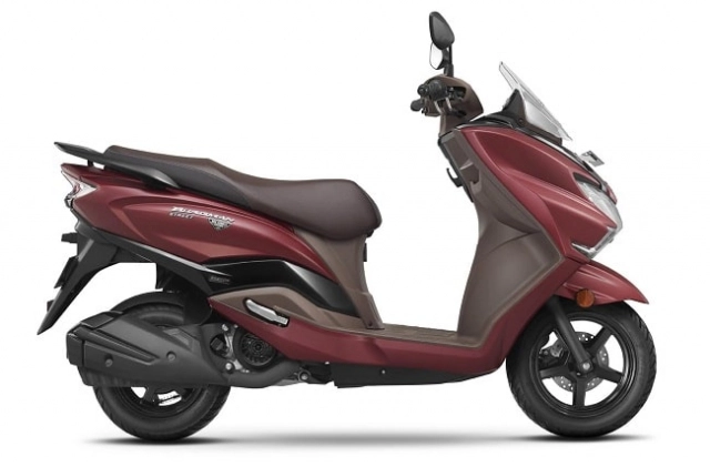 Suzuki burgman street 2024 được cải tiến hệ thống phanh mới an toàn hơn