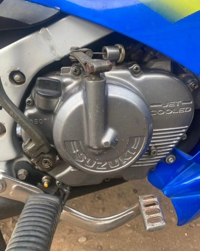 Suzuki satria 120r nguyên zin - cẩm lai việt nam nhưng lại có giá ve chai ở nước bạn