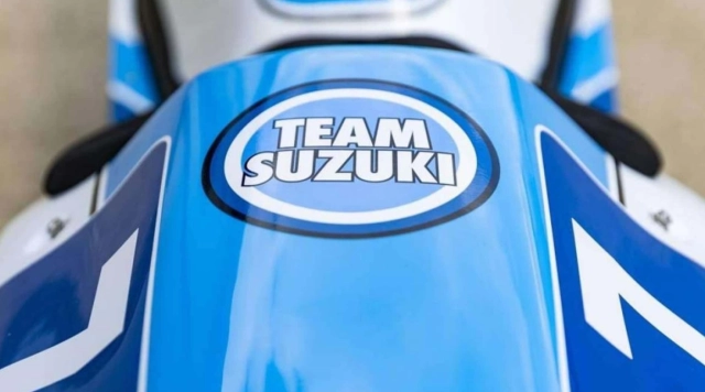 Team classic suzuki tiết lộ chiếc xe đua gsx-r1000 k1 đáng kinh ngạc