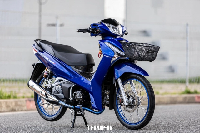 Wave 125 chịu chơi với bộ phanh trước trị giá hơn 50 triệu đồng