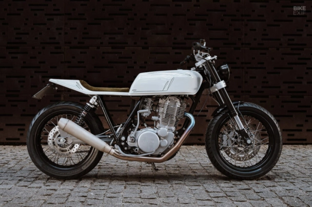 Yamaha sr500 street tracker sắc nét từ ba lan