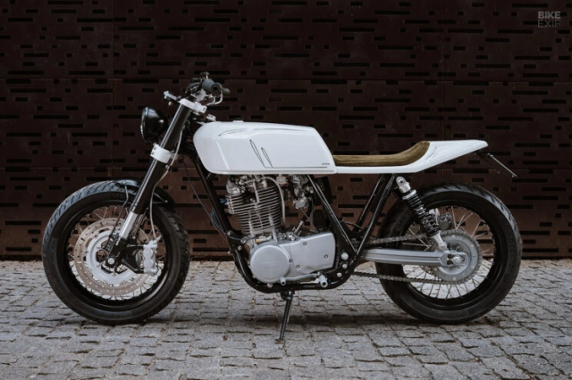 Yamaha sr500 street tracker sắc nét từ ba lan