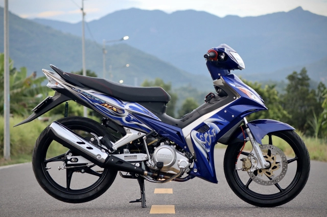 Ex 135 độ bộ lốc nồi độc chiêu ẩn chứa công nghệ của yamaha r15