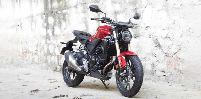 Honda cb300r 2024 mới vừa được giảm giá sâu để thu hút khách hàng