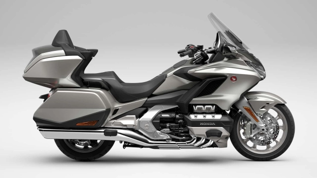 Honda gold wing rebel 1100 và rebel 500 ra mắt phiên bản mới 2024 ở châu âu