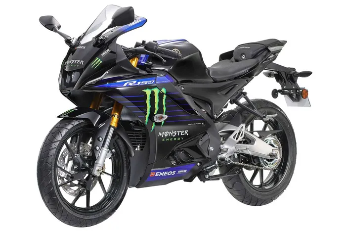 R15m monster energy 2023 ra mắt với số lượng giới hạn 600 chiếc