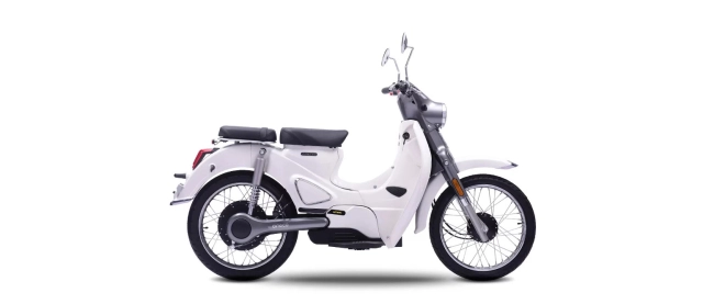 Super cub lộ diện phiên bản 2 càng không cần xăng vẫn chạy được