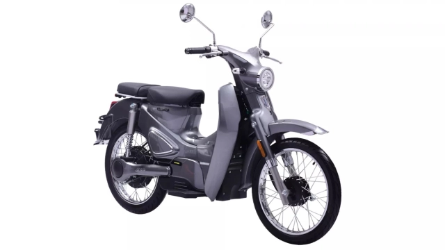 Super cub lộ diện phiên bản 2 càng không cần xăng vẫn chạy được