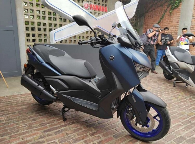 Yamaha xmax 250 2023 hiện đã có mặt tại đông nam á với giá từ 120 triệu đồng