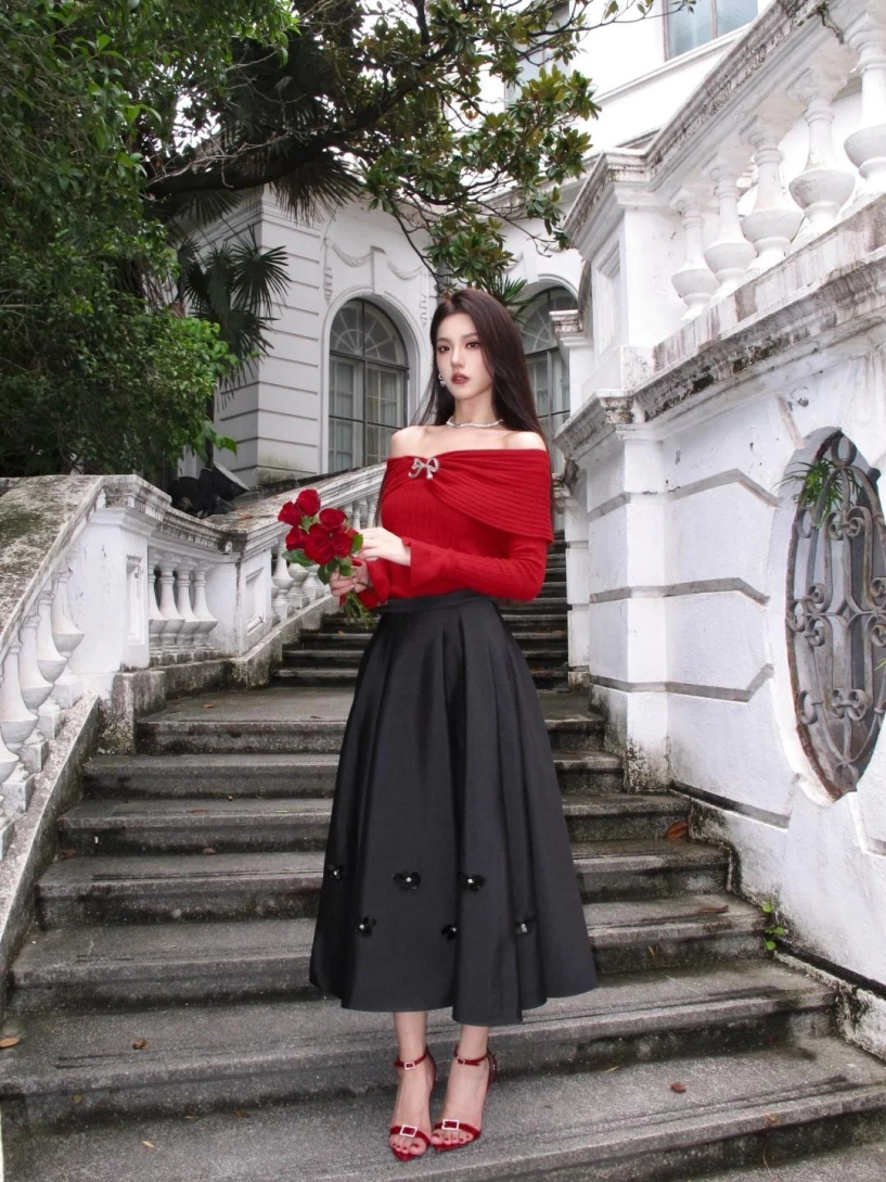5 công thức phối màu đỏ không dừ giúp nàng diện đồ vừa sành điệu vừa ấm áp mùa giáng sinh này