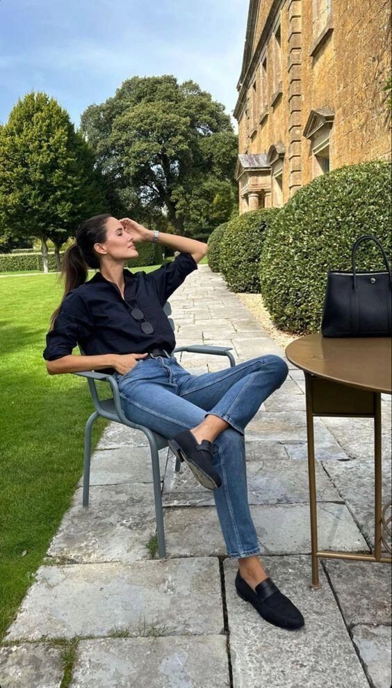 5 đôi giày sẽ khiến chiếc quần skinny jeans lỗi thời của bạn lập tức trở nên sành điệu
