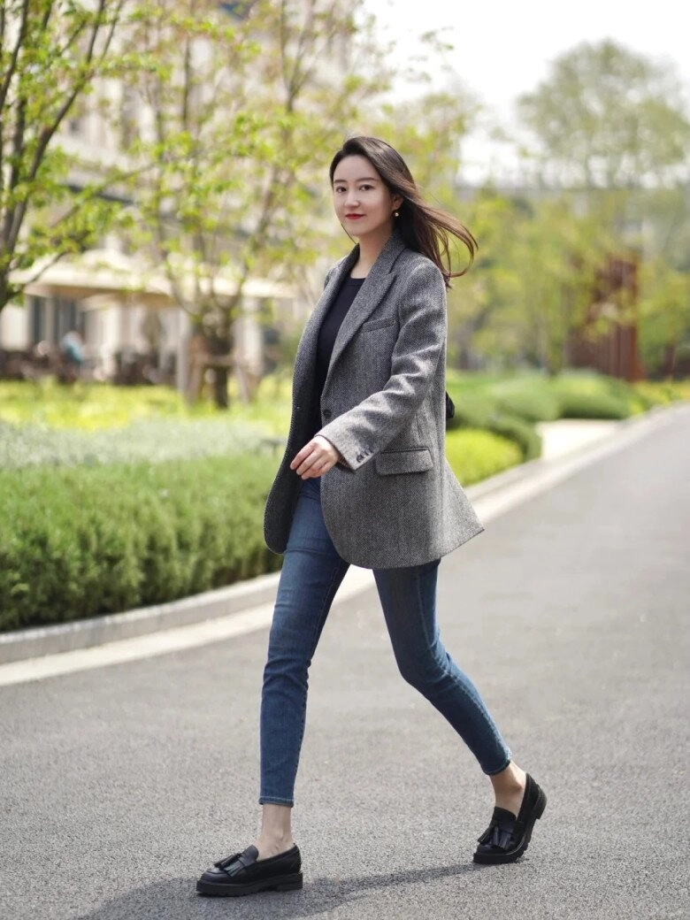 5 đôi giày sẽ khiến chiếc quần skinny jeans lỗi thời của bạn lập tức trở nên sành điệu