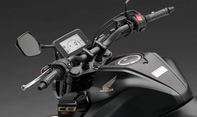 Cb125r 2024 sở hữu màn hình tự thay đổi màu sắc dựa vào ngày đêm