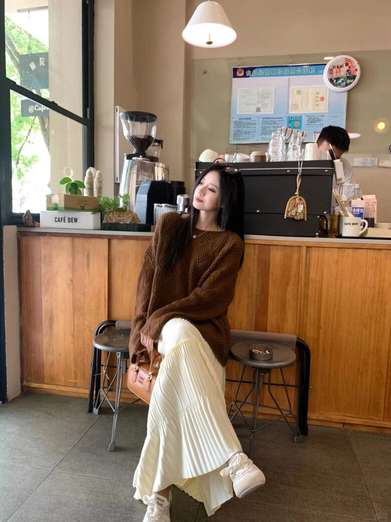 Đầu tư thông minh vào 4 món đồ mùa đông này phụ nữ 20 hay 40 đều có thể mặc đẹp lâu dài không sợ lỗi mốt