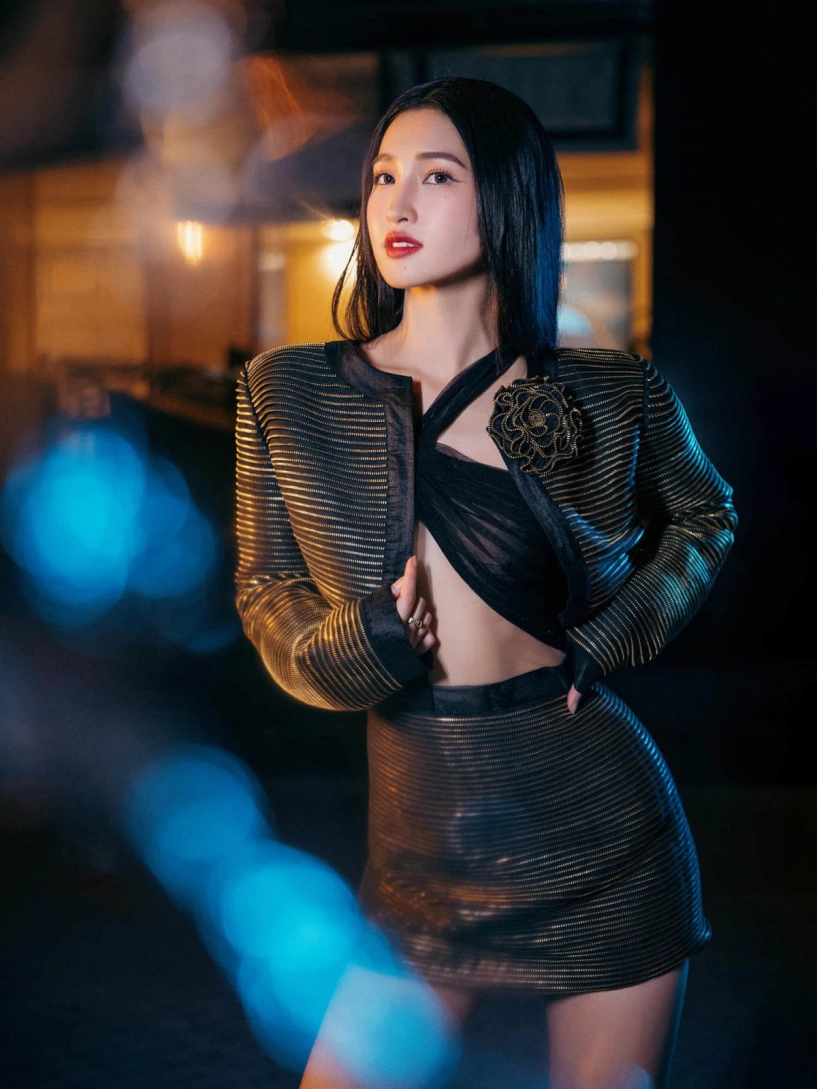 dâu tỷ phú phương nhi chuộng đồ sexy chừng mực