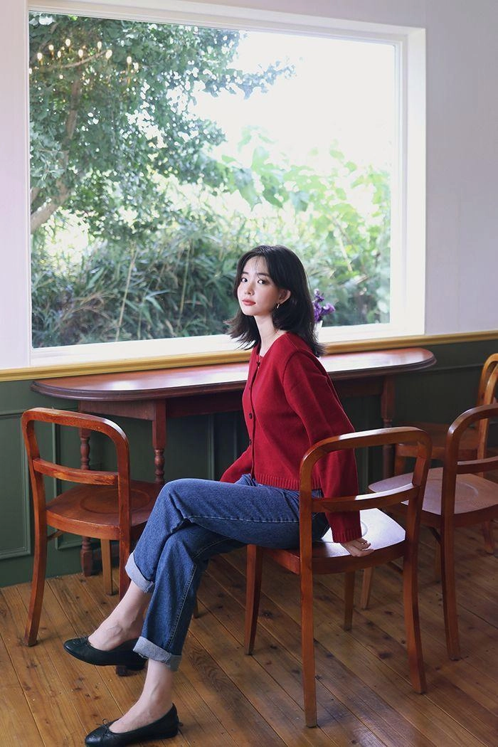 Đây là item hứa hẹn làm mưa làm gió mùa giáng sinh và tết phối đồ kiểu nào cũng hoá nàng thơ
