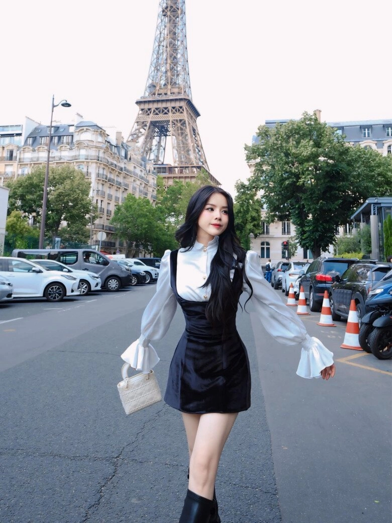 Dj mie nàng gái ngoan của showbiz việt vóc dáng gợi cảm nhưng nói không với ăn mặc hở hang