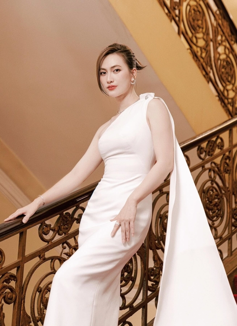 Gu thời trang của ứng viên mỹ nhân của năm phương anh đào