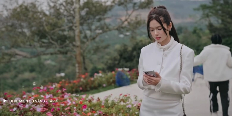 Hot girl đắk lắk liên tục chiếm sóng màn ảnh vtv đã có nhan sắc rực rỡ còn ăn mặc đẹp miễn chê
