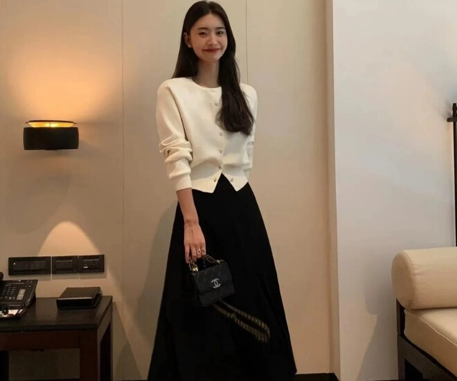 Kiểu váy dài cứu nguy cho chị em có vòng eo bánh mì vào tết này cứ diện vào là giảm vòng eo gần 3cm