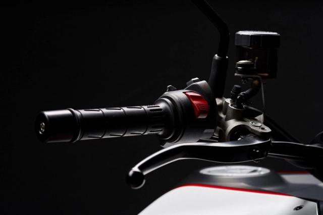 Moto morini trình làng x-cape 1200 với vẻ ngoài ma mị tại eicma 2023