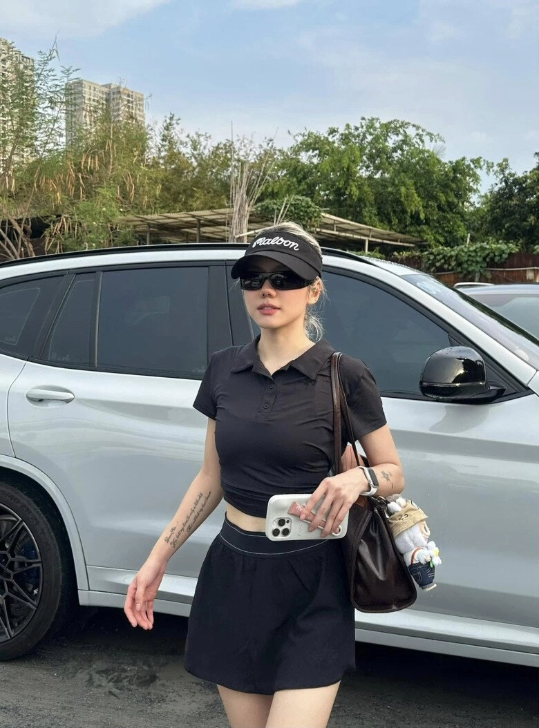 mỹ nhân tóc bạc đẹp nhất nhì showbiz mặc gì cũng khoe được sắc vóc như búp bê