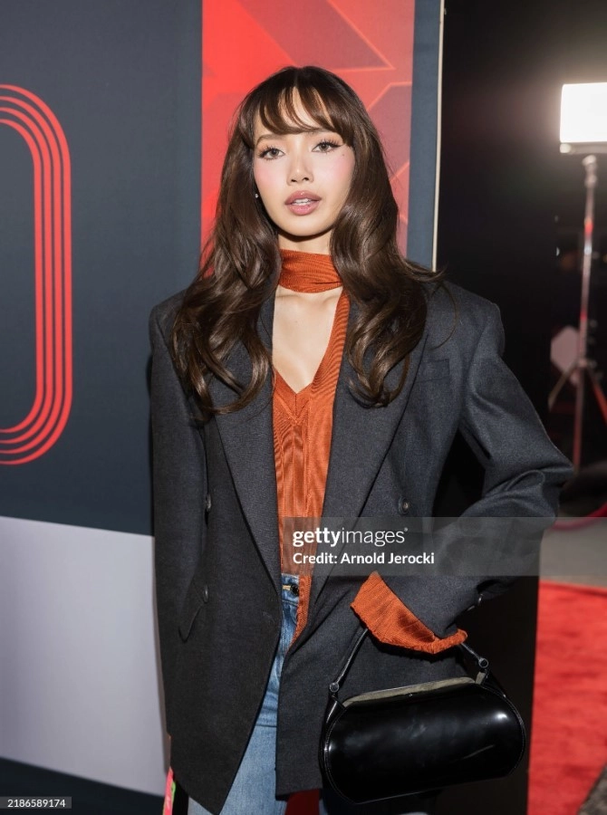 Những kiểu áo khoác top trending cho mùa đông được blackpink lăng xê