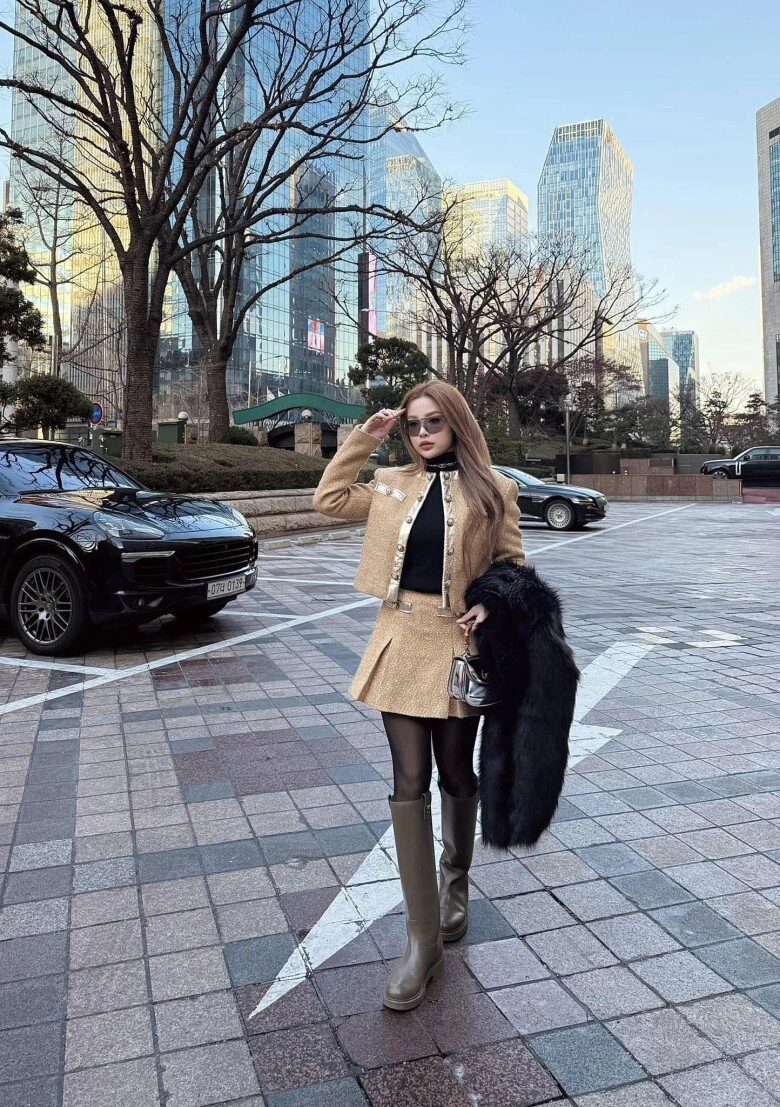 Phú bà huyền baby gợi ý kiểu boots kéo chân vào mùa thu đông chị em 35 nên bỏ túi công thức diện đồ