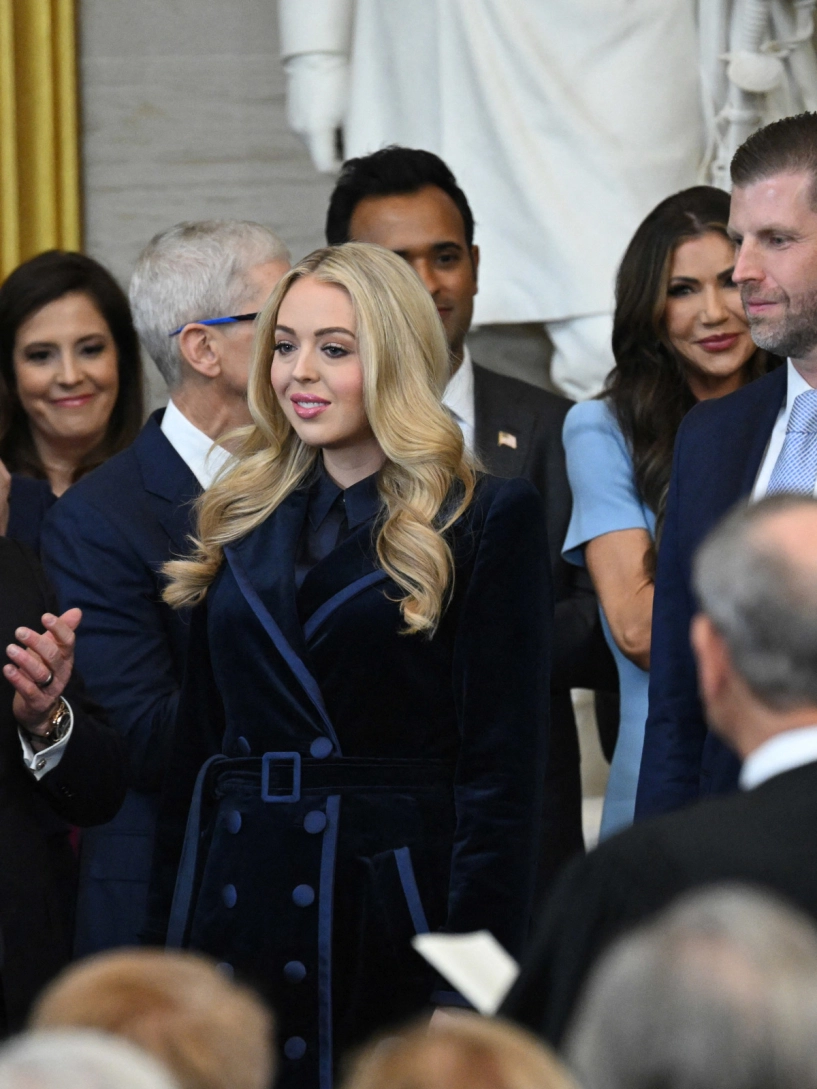 Phụ nữ nhà trump được khen đẹp quyền lực tại lễ nhậm chức tổng thống