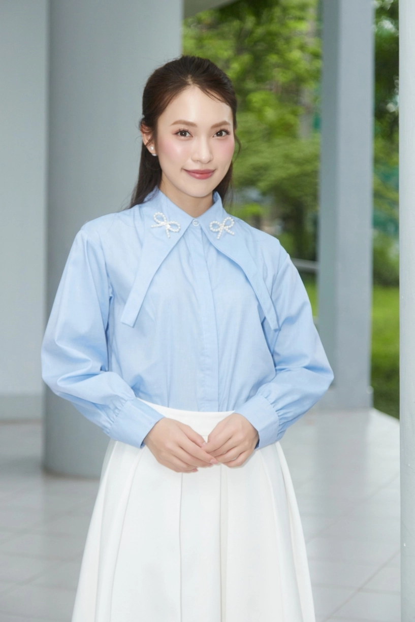 Sở thích diện sơ mi của mc khánh vy