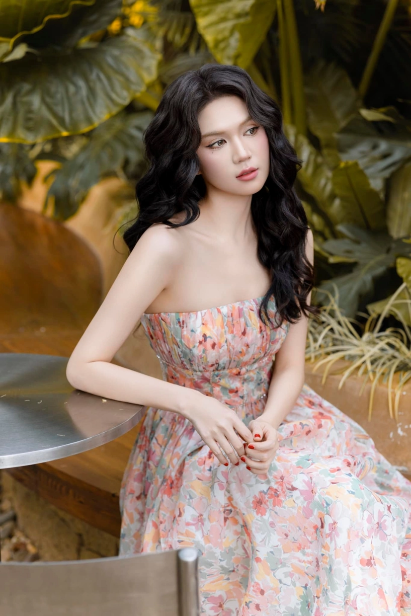 Thanh thủy bị đặt lên bàn cân với ngọc trinh khi diện chung mẫu đầm