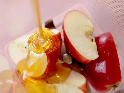 3 loại mặt nạ trị mụn cho da nhờn cứu nguy chị em ngay lần đầu tiên