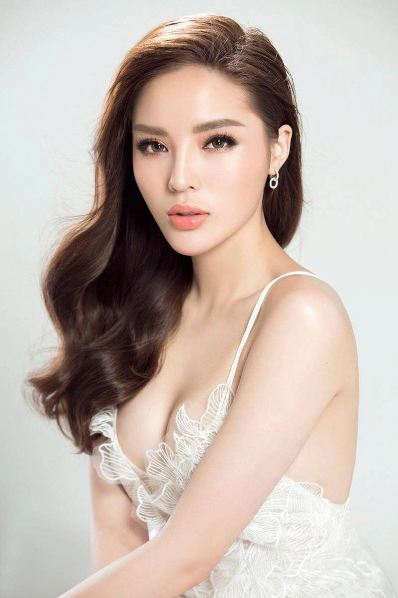 3 nàng hậu đăng quang khi 18 mai phương thúy kỳ duyên lột xác hoàn toàn còn tiểu vy